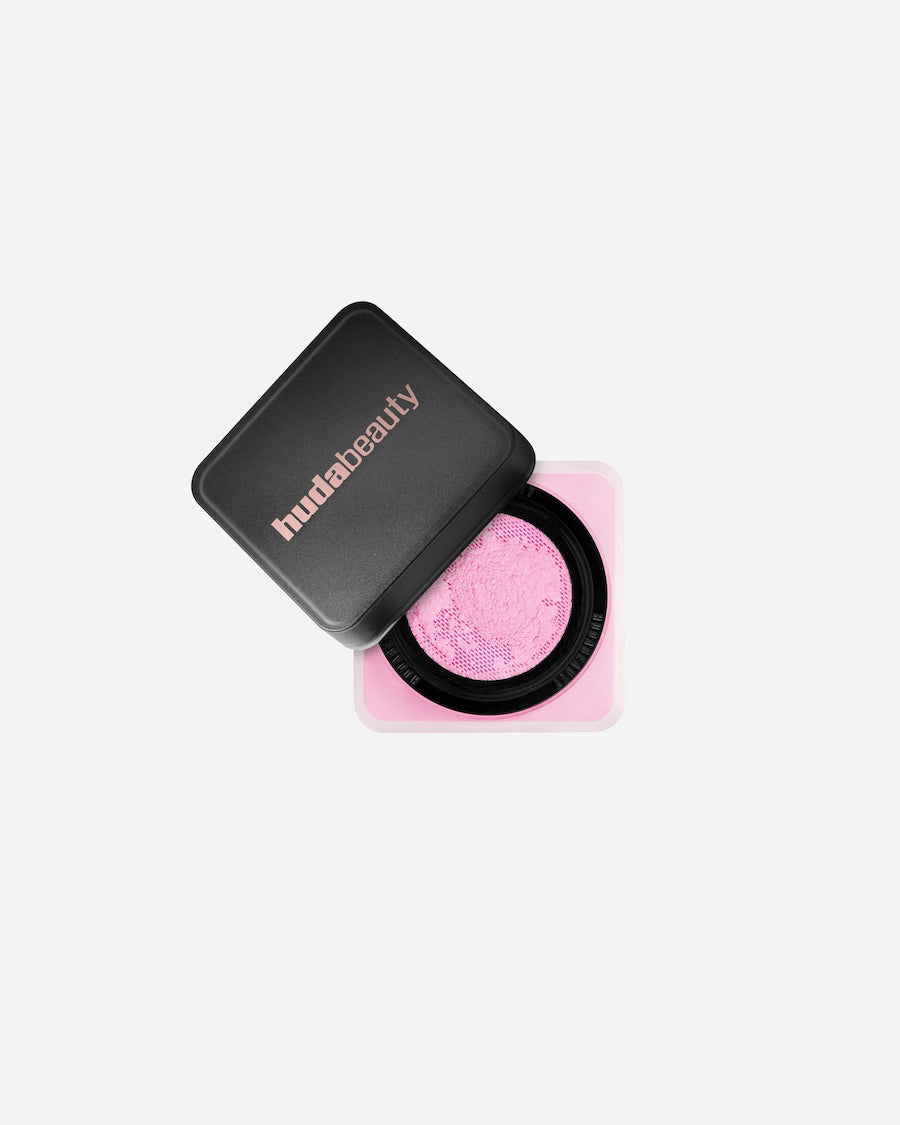Huda Beauty Loose Powder – Pudër Fiksuese për Makeup Afatgjatë & Finish Mat