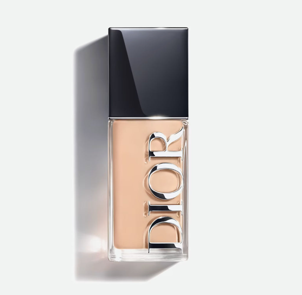 Dior Forever Skin Glow – Fondatinë me Shkëlqim Natyral